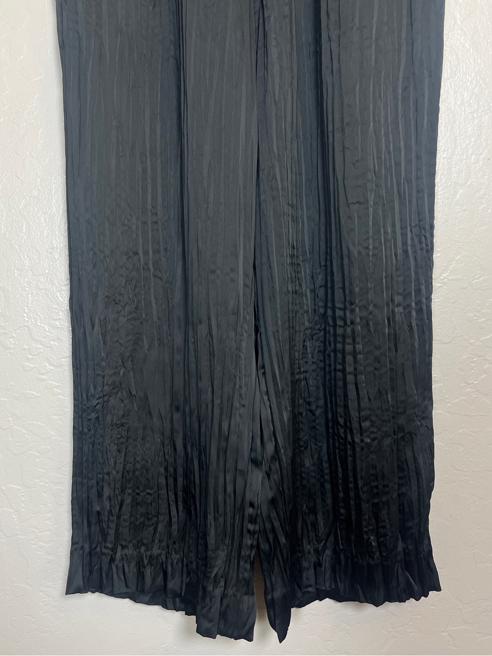 VINCE Women’s Size S Black Satin Crushed Pull-On Pant Elasticized Waist - Picture 8 of 15